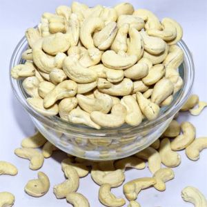 w320 Kaju Cashew Nut