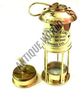 Antique Brass Beautiful Minor Oil Lamp, Packaging Type : Box