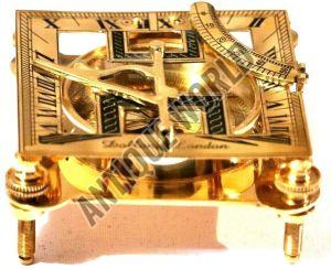 Sundial Nautical Donald London Brass Compass, Display Type : Analog