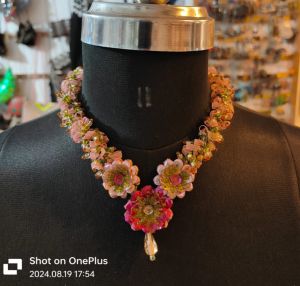 Handmade Beaded Necklace, Color : Pink