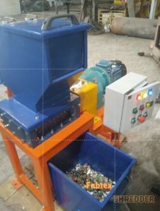 Plastic Waste Shredder Machine