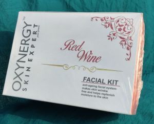 Red  Facial Kit
