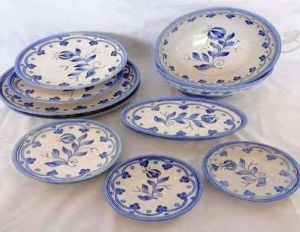 25 Pcs Blue Pottery Dinner Set