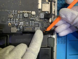 Apple MacBook Repair Delhi