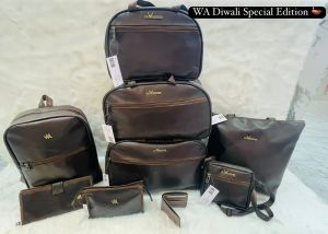 Travelling BagsIn Pu leather