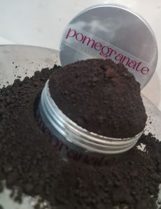 Face and Body Scrub with Essential oil - pomegranate™
