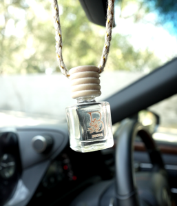 Car hanging perfume bottle