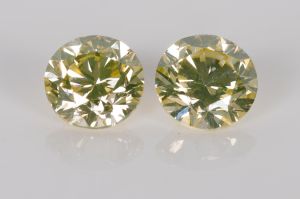 0.44 CT, Natural Loose Diamond 3.63X3.64 MM,VS1 Clarity 100% Genuine,Natural Green Fancy Color Round