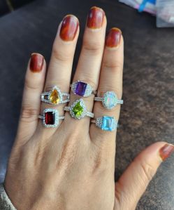 semi precious natural gemstones rings