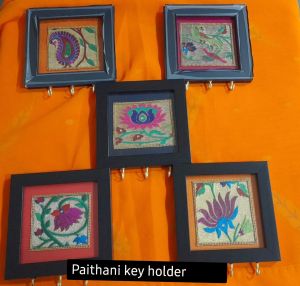 Paithani Key Holder