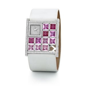 WOMEN MEN AND GIRLS BIRTHDAY ENGAGAMENT GIFT PINK WHITE COLOR DIAMOND WATCH