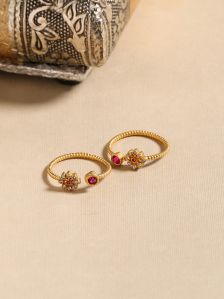 SH13-1784 Gold-Plated White & Pink Toe Ring