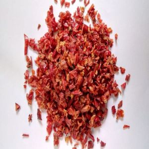 Dehydrated Red Capsicum Flakes