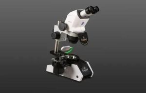 Zeiss Diamond Microscope