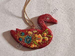 Red Printed Polished Fancy Hanging Duck, For Decoration, Gifting