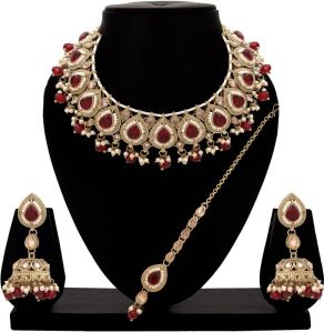 Royal Tilak Adornment Reverse Ad Choker Set