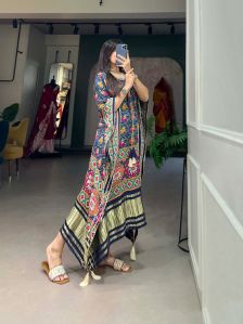 Round Printed Silk Kaftan, Gender : Women