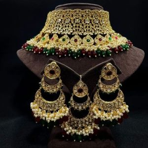 Heavy Kundan Stone Necklace Set