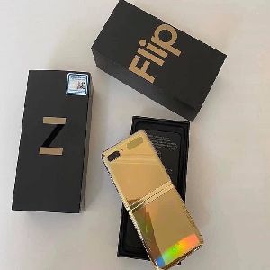 Samsung Galaxy Z Flip 8GB RAM 256GB Samsung Galaxy Z Flip 8GB RAM 256GB