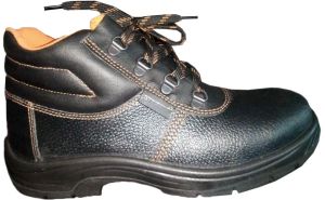 Buff Leather High Ankle Safety Shoes For Industrial Purpose