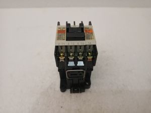 FUJI ELECTRIC SC-03 MAGNETIC CONTACTOR  110V