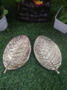 Aluminum Decorative Leaf Platter