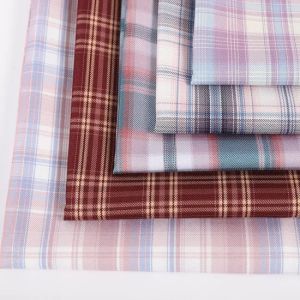 Cotton Valji Checked Shirting Fabric, Technics : Machine Made