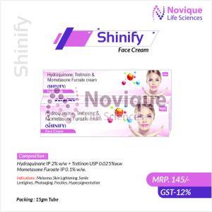 Hydroquinone Tretinoin and Mometasone Furoate Cream