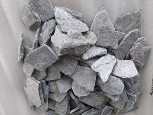 Indian Silver Grey Quartzite Crushed Tumbled Aggregates Paddle Stones Pebbles