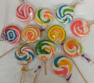 Candylake Swirl POP, Packaging Type : Plastic Packet, Plastic Wrappers, Jar