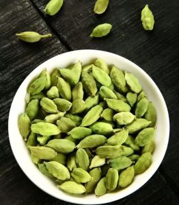 8 Mm Bold Green Cardamom