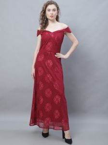 Elune Printed Ladies Georgette Maroon Gown, Design : Off-Shoulder