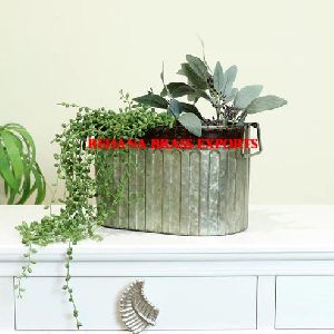 Plain Polished Galvanized Iron Planter