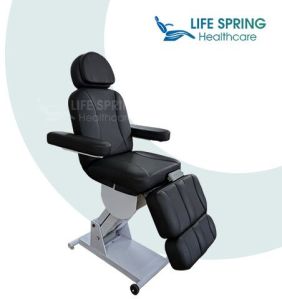 Derma Chair