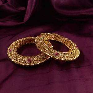 Pink Petal Sparkle Woman Kada