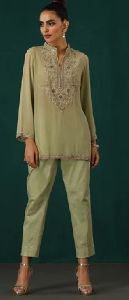 Pistachu Woman Kurti Trouser Set