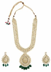 Royalton Woman Kundan Necklace Set