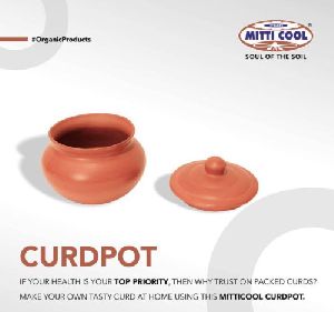 Clay Curd Pot With Cap 650 Ml