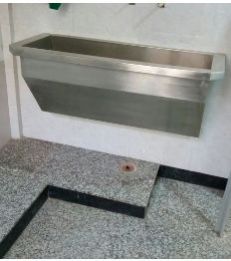 Stainless Steel Mini Scrub Station, Color : Silver For Hospital, Laboratory