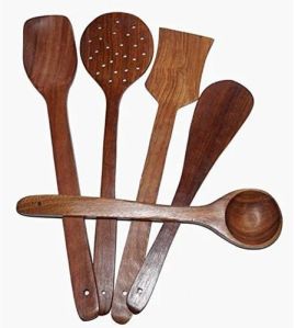 Color Coated Wooden Kitchen Utensil, Color : Brown