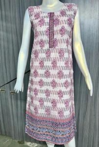 Sleeveless Rayon Chikan Work Party Wear Kurti