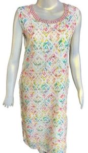 Sleeveless Rayon Printed Kurti