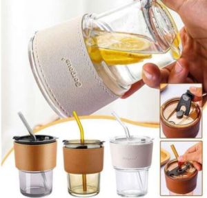 Glass Tumbler With Lid and Straw