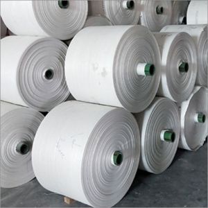 Polypropylene Plain PP Woven Fabric Roll, Thickness : 0.5 Mm