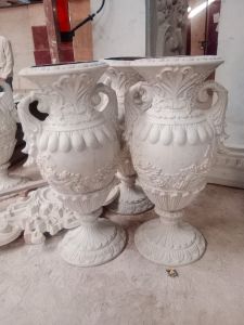 Paint Coated White GRC Flower POT, Shape : Round ( Base )