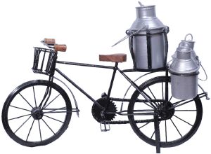 Wrought Iron Showpiece, Color : Grey, Silver, Black