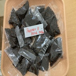 Black Pepper Seeds <= 12%, Certification : FSSAI Certified