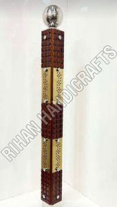 Smooth Finish Stainless Steel Square Wooden Railing Pillar