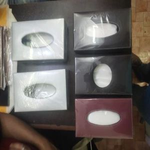 Glossy Plain PU Leather Tissue Box Standard Modern