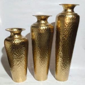 Polished Hammered Iron Flower Vase, Color : Golden Standard
